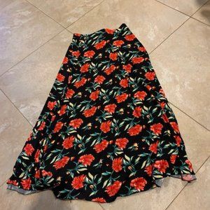 floral print maxi skirt size s nwt  black